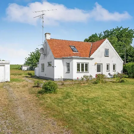 2 Bedroom Stunning In Skarup Fyn Casa vacanze Abyskov